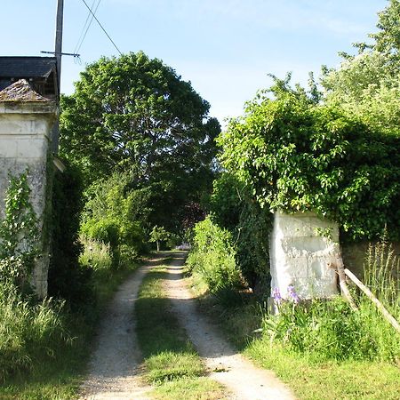 La Mesnagerie Bed & Breakfast Jarze Exterior photo