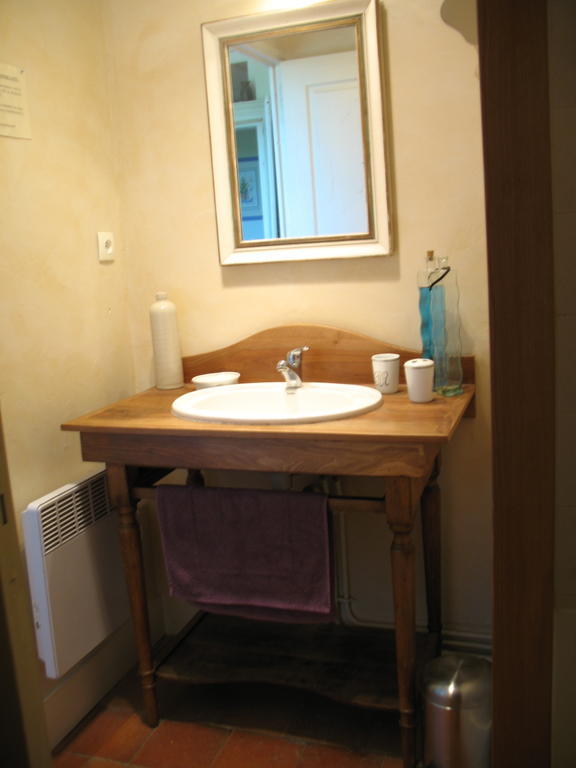 La Mesnagerie Bed & Breakfast Jarze Room photo